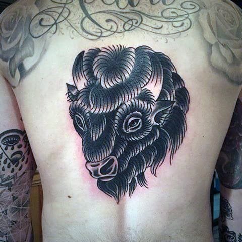 tatuaje bisonte 09