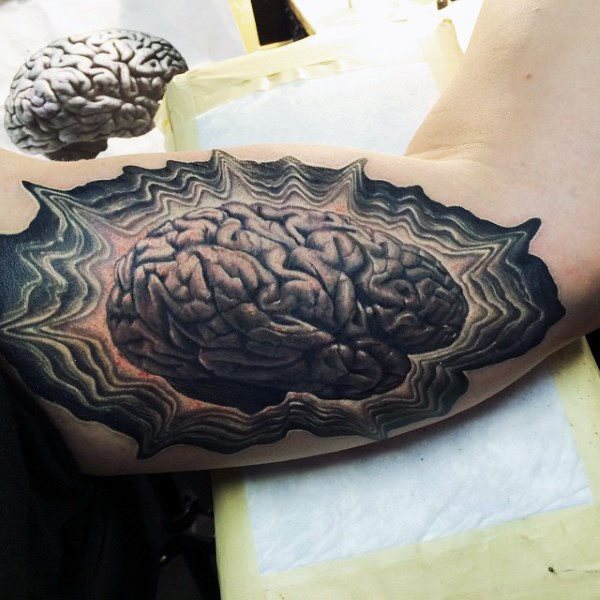 tatuaje cerebro 81