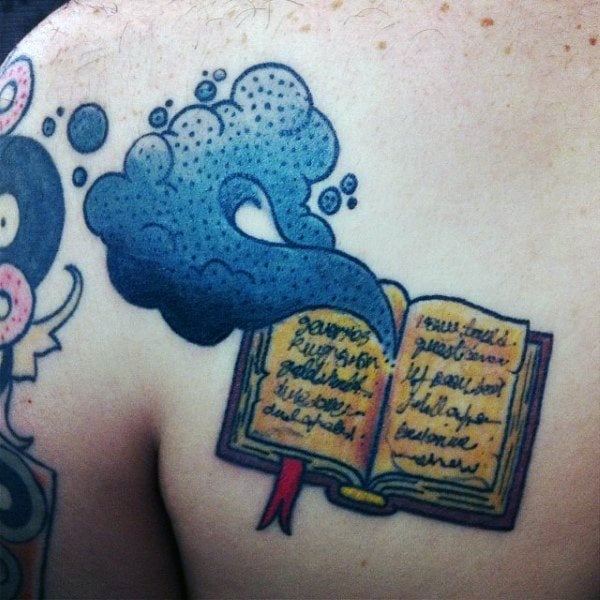 tatuaje libros 01