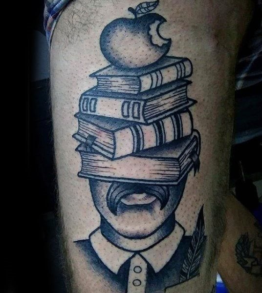 tatuaje libros 77