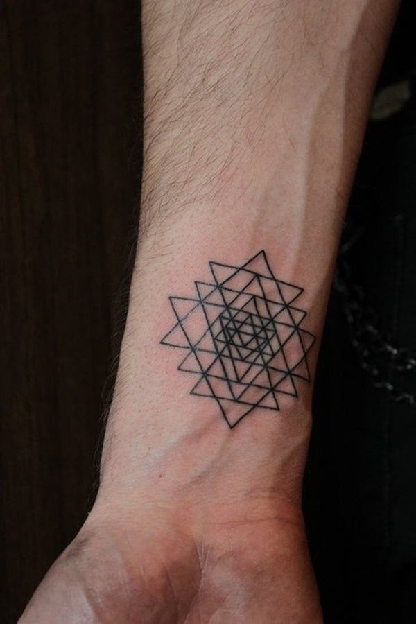 tatuaje geometrico 396