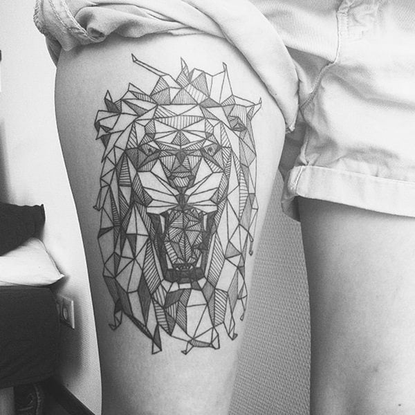 tatuaje geometrico 888