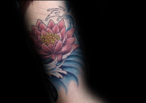 tatuaje flor de loto 22
