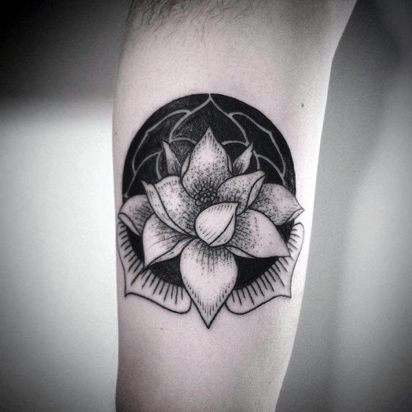 tatuaje flor de loto 262