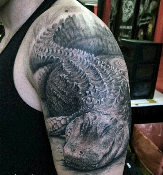 tatuaje cocodrilo caiman 130