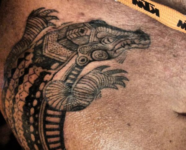tatuaje cocodrilo caiman 16