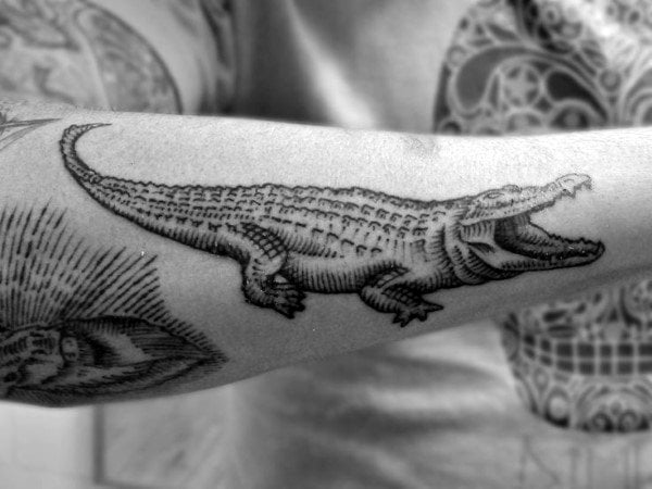 tatuaje cocodrilo caiman 166
