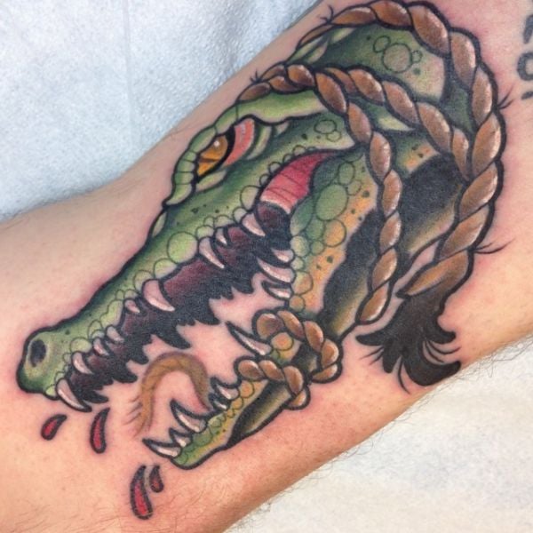 tatuaje cocodrilo caiman 22