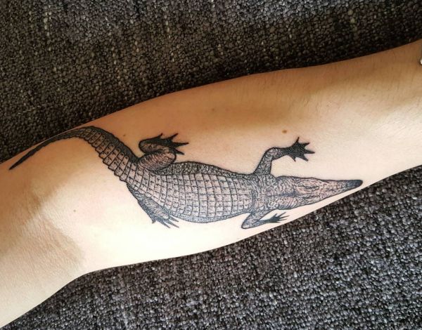 tatuaje cocodrilo caiman 24