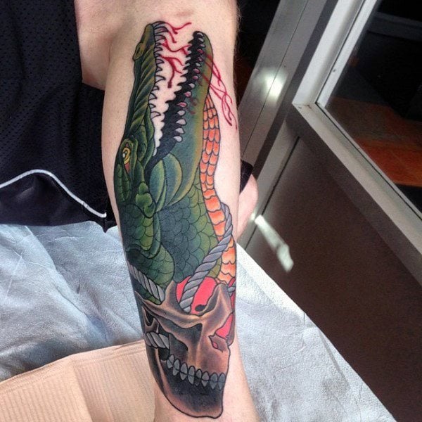 tatuaje cocodrilo caiman 60