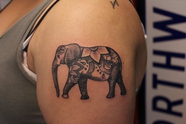 tatuaje elefante 753