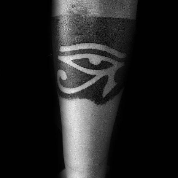 tatuaje ojo de horus 3