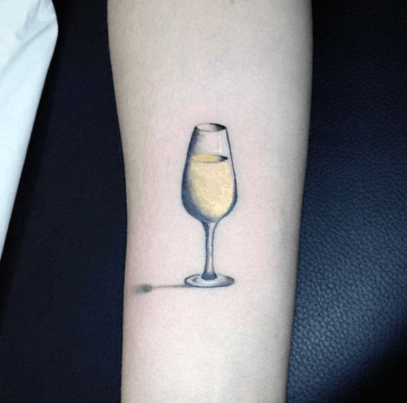 tatuaje champagne 57