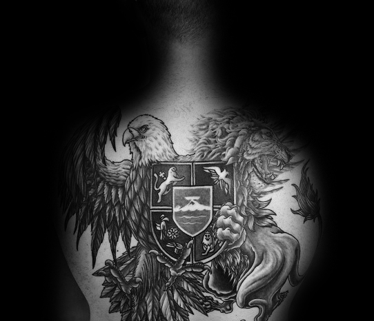 tatuaje escudo 93