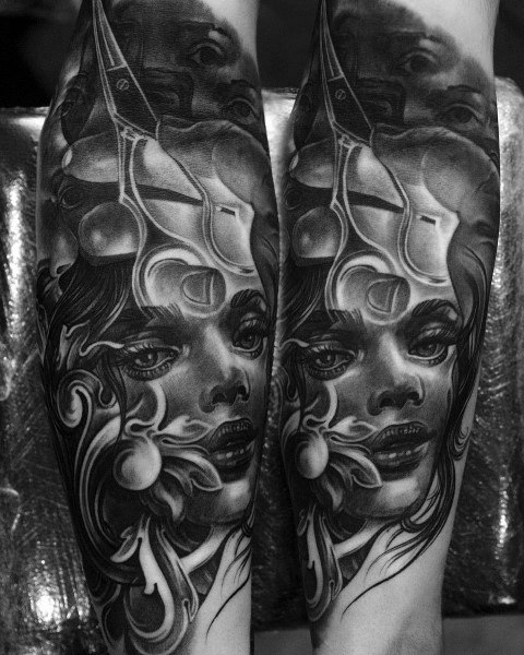 tatuaje gotico 73