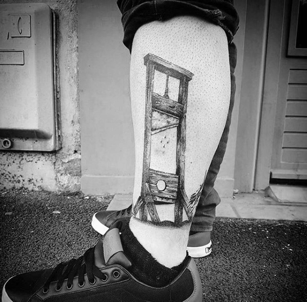 tatuaje guillotina 55