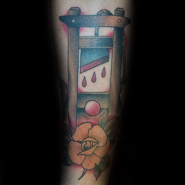 tatuaje guillotina 57