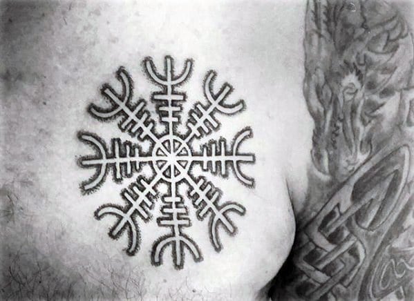 tatuaje simbolo vikingo aegishjalm 37