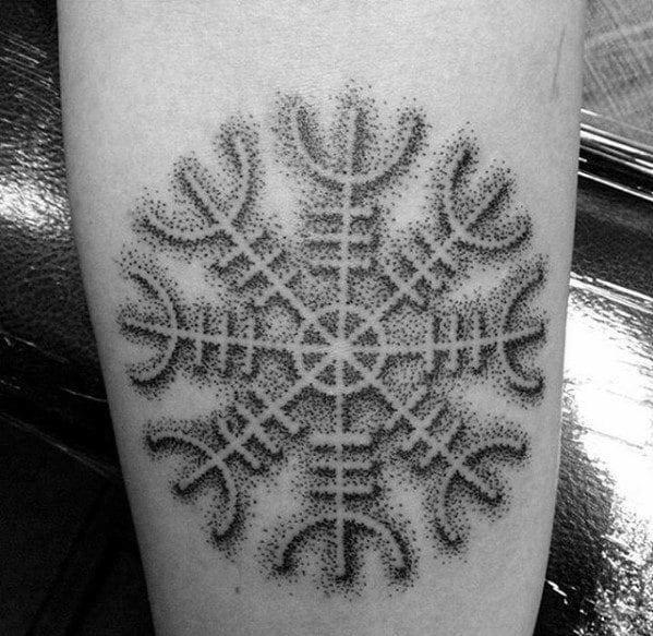 tatuaje simbolo vikingo aegishjalm 53
