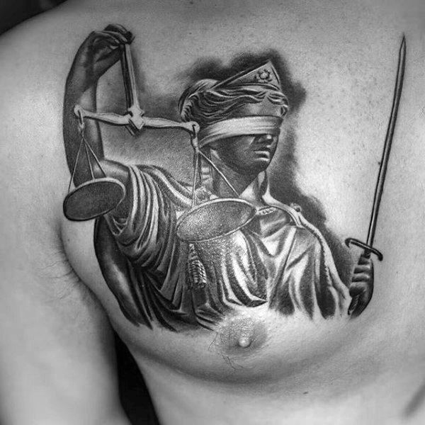 tatuaje dama justicia simbolo 58