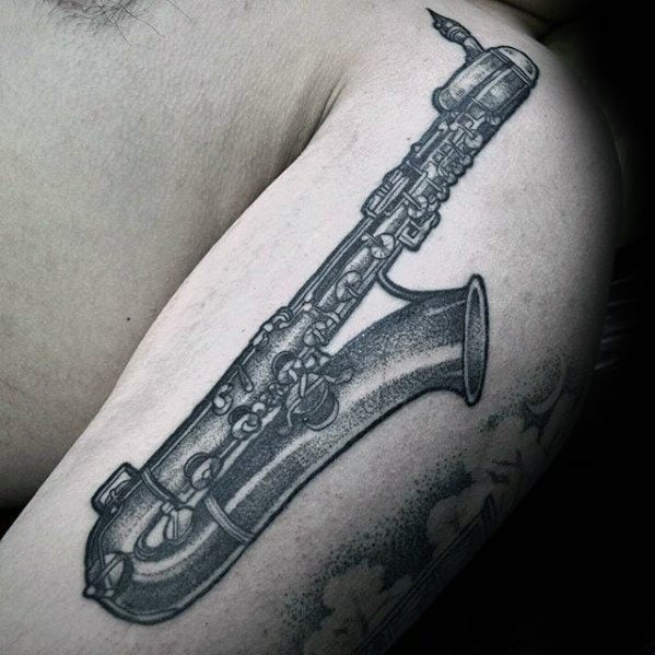 tatuaje saxofon 06