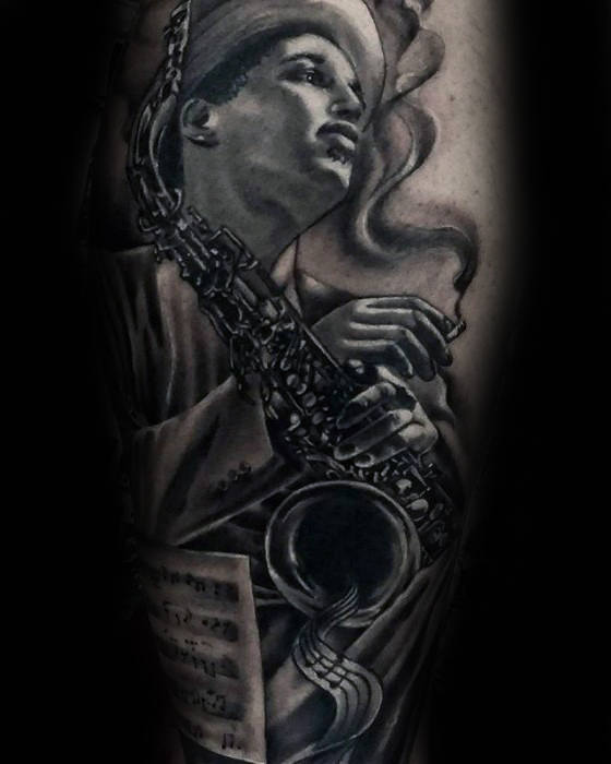 tatuaje saxofon 24