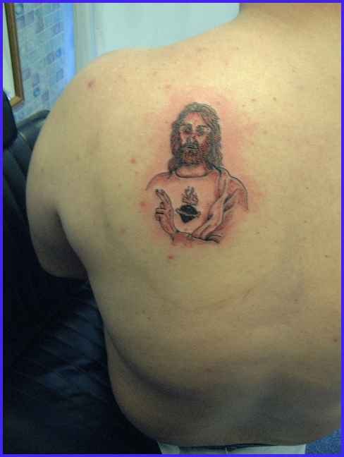 tatuaje religioso 7785