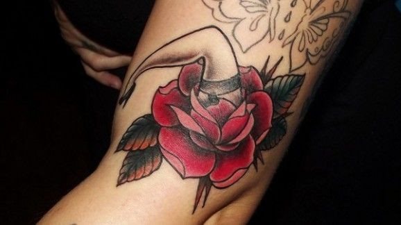 tatuaje rosa 7902