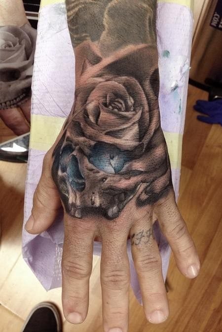 tatuaje rosa 7921
