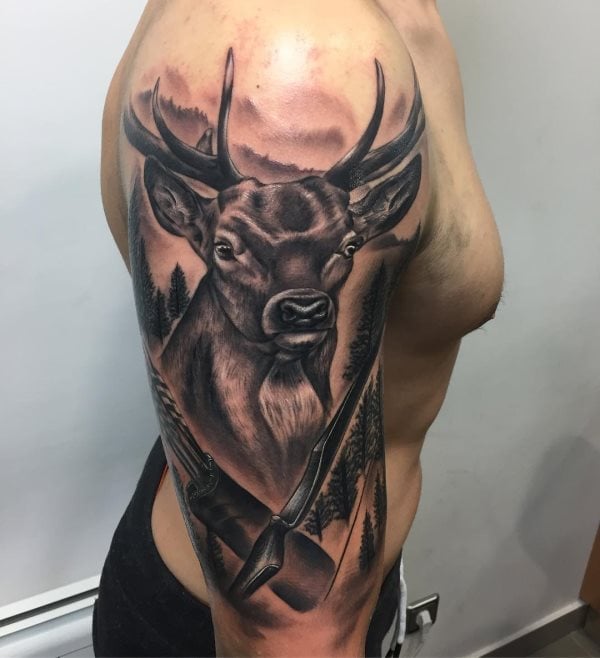 tatuaje ciervo 198