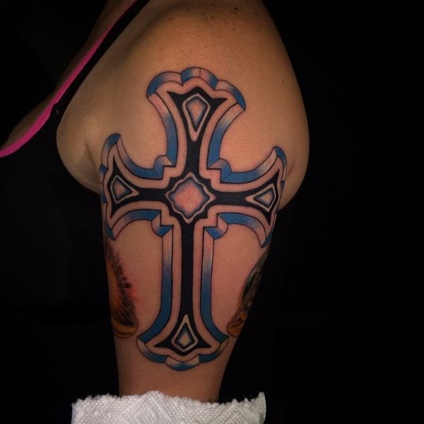 tatuaje cruz 172