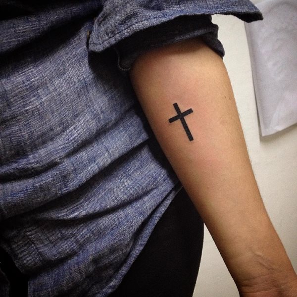 tatuaje cruz 184