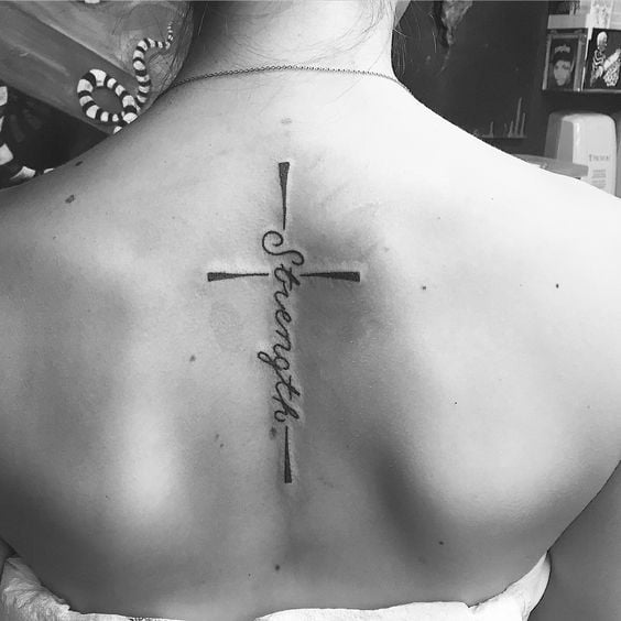 tatuaje cruz 372