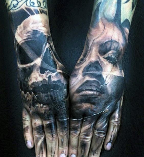 tatuaje calavera en la mano 21