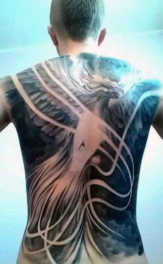 tatuaje fenix en espalda 41