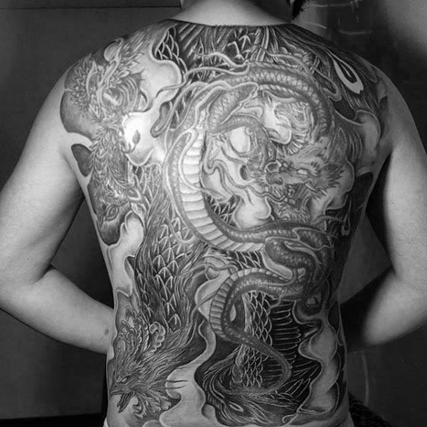 tatuaje fenix en espalda 57