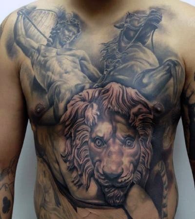 tatuaje leon en el pecho 107