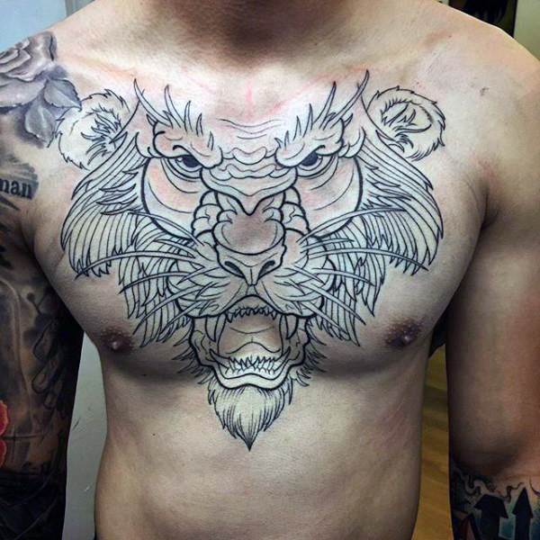 tatuaje leon en el pecho 113