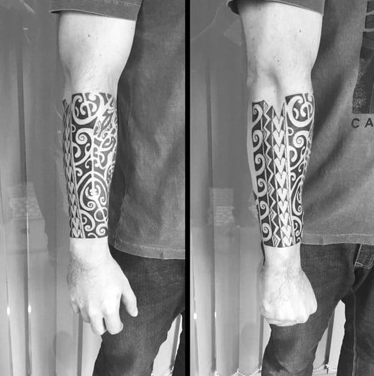 tatuaje tribal en antebrazo 17