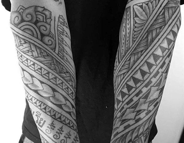 tatuaje tribal en antebrazo 91