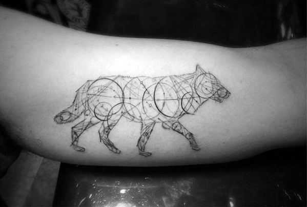 tatuaje animal geometrico 81