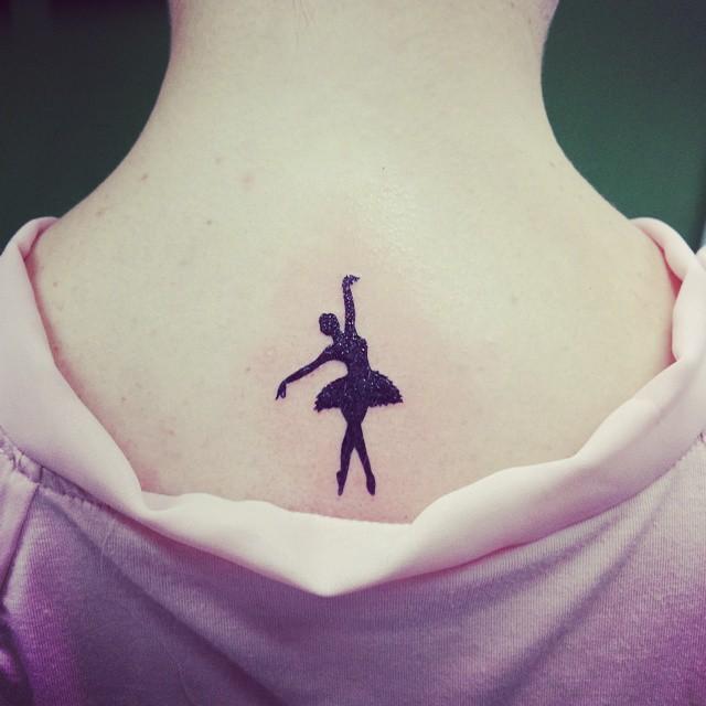 tatuaje bailarina 101