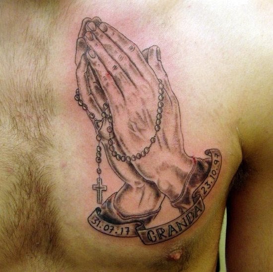 tatuaje manos rezando 91