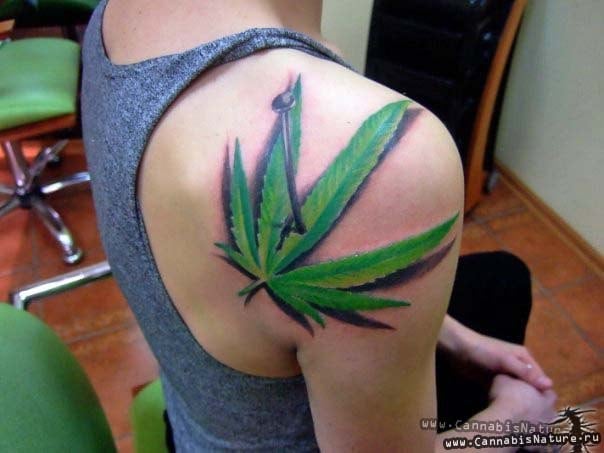 tatuaje marihuana cannabis 05