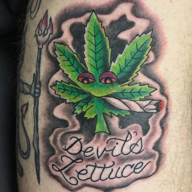 tatuaje marihuana cannabis 139