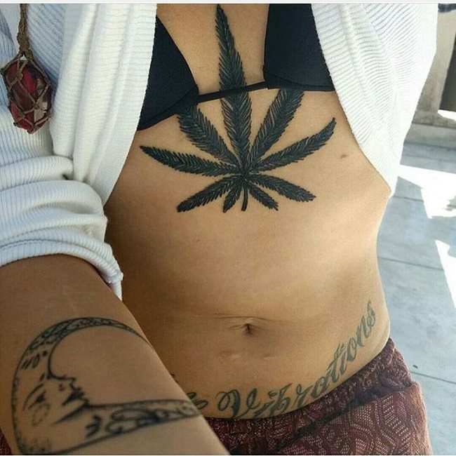 tatuaje marihuana cannabis 147