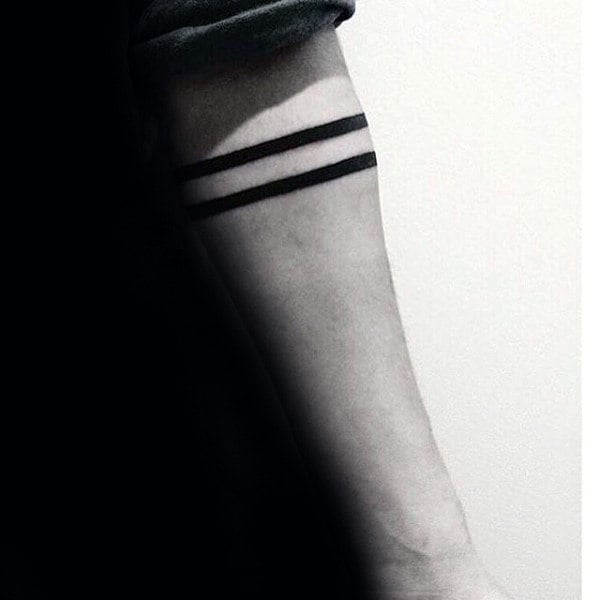 tatuaje brazalete negro 81