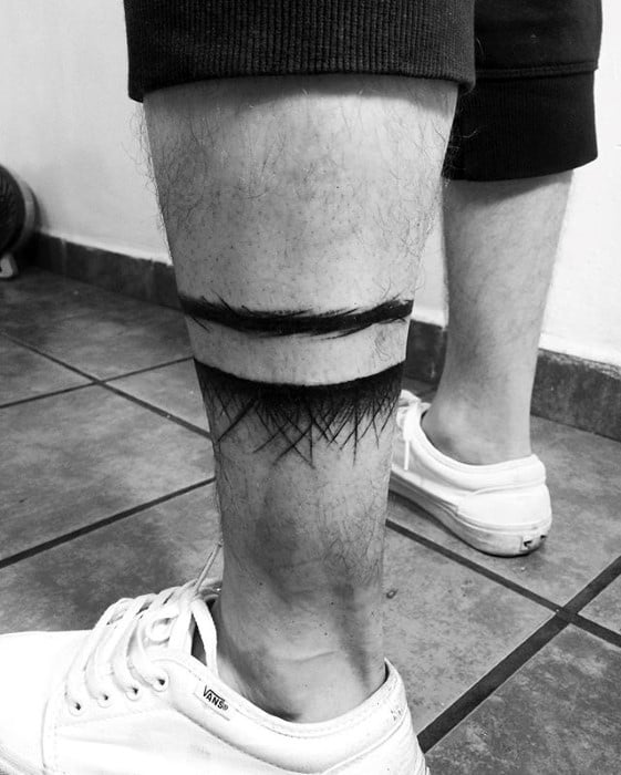 tatuaje brazalete pierna 41