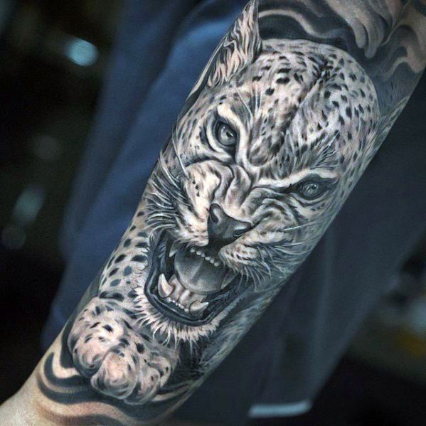 Tatuaje del leopardo de las nieves