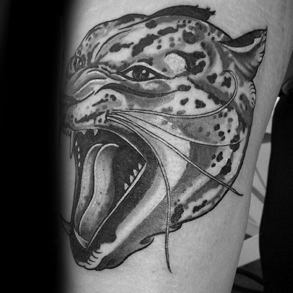 tatuaje leopardo nieves 15